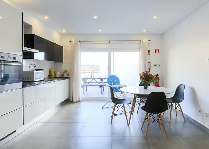 Vitamin Sea, The Terrace דירה בליאל